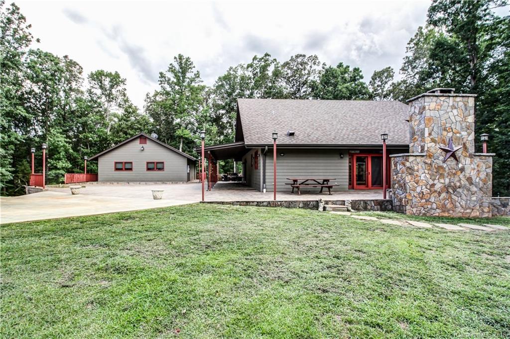 415 Lake Hill Farm Rd., Mooresboro, NC 28114
