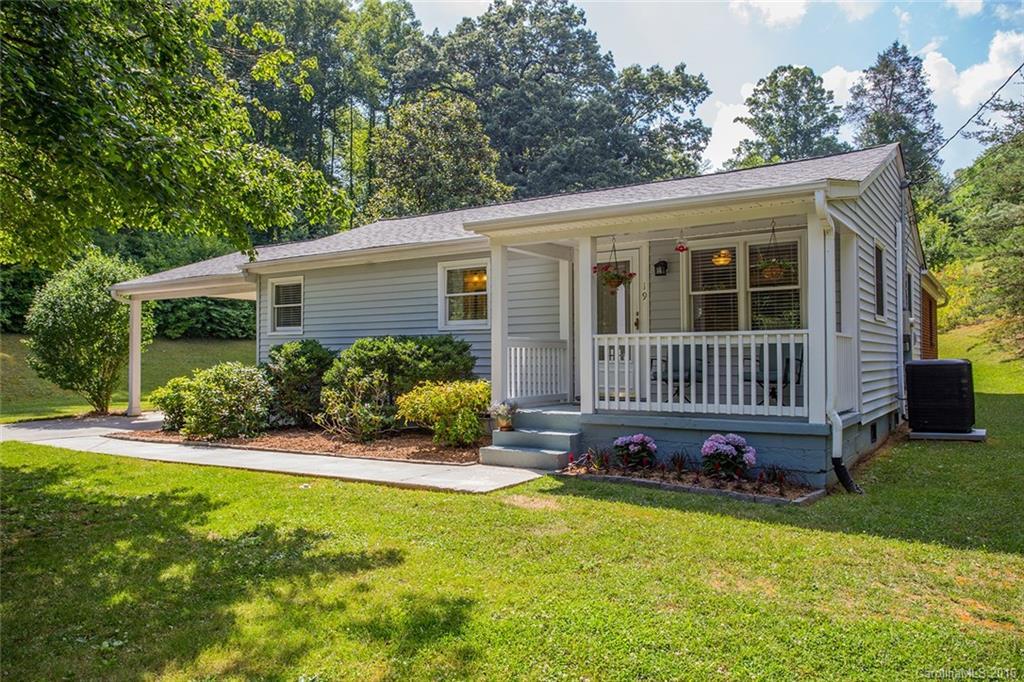 19 Eastview Cir., Asheville, NC 28806