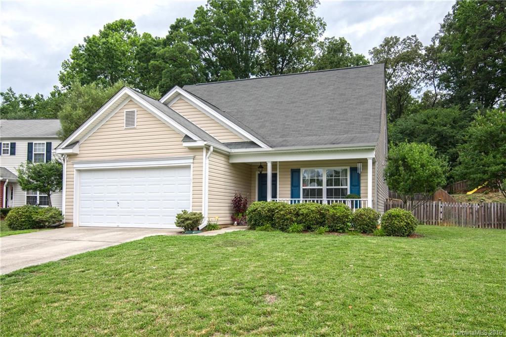 1215 Winghaven Dr., Charlotte, NC 28269