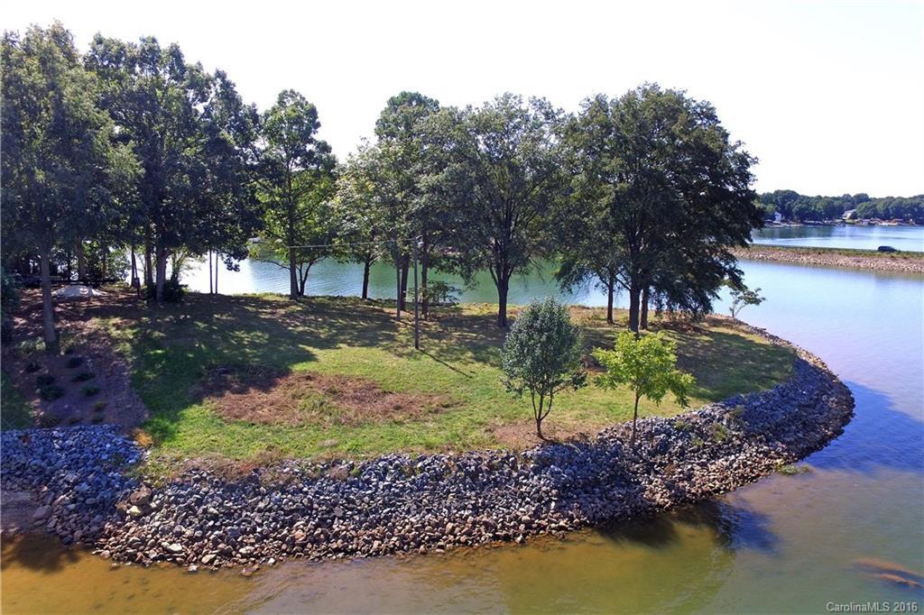 000 Cobbler Cove Rd. #2, Mooresville, NC 28117