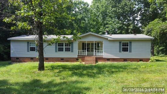 320 Cedar Brook Dr., Kannapolis, NC 28081