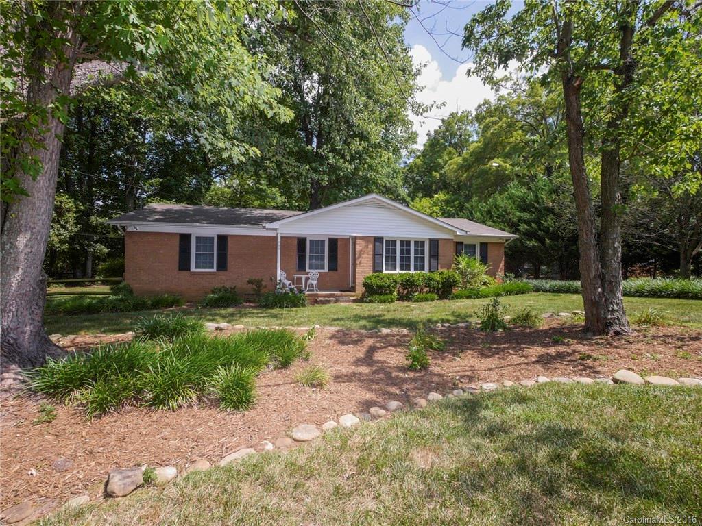 756 Peachtree Rd., Charlotte, NC 28216