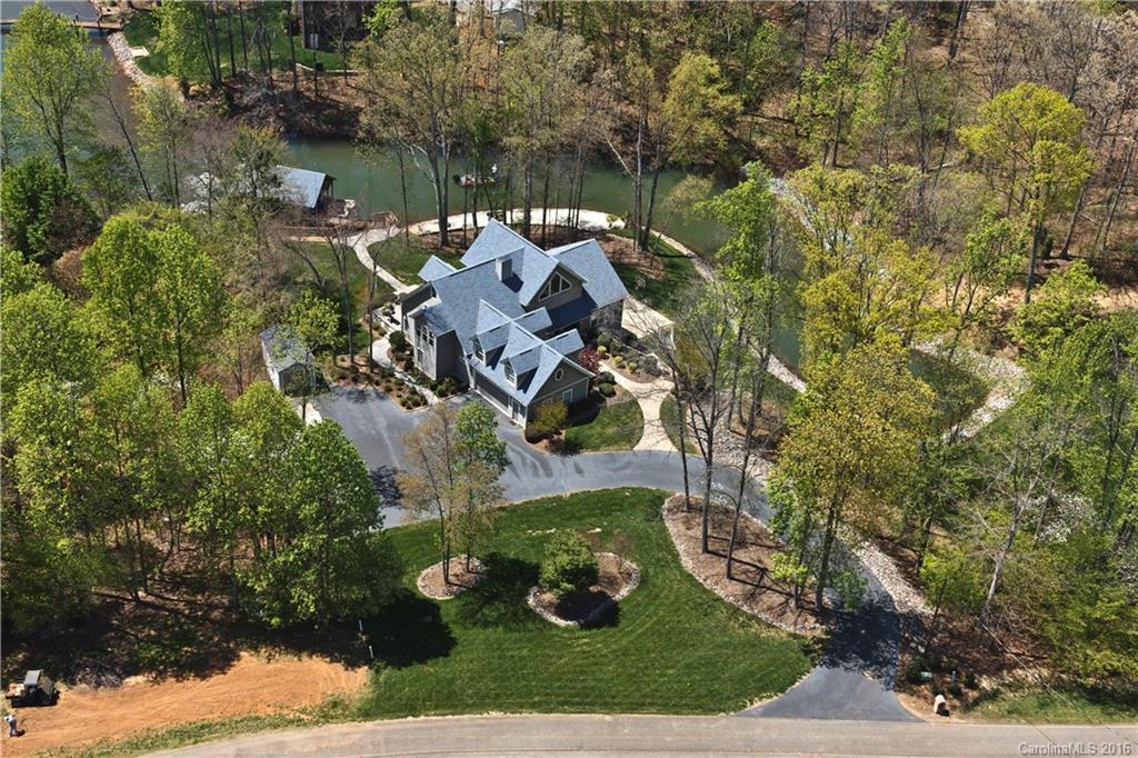 223 Whippoorwill Rd., Mooresville, NC 28117