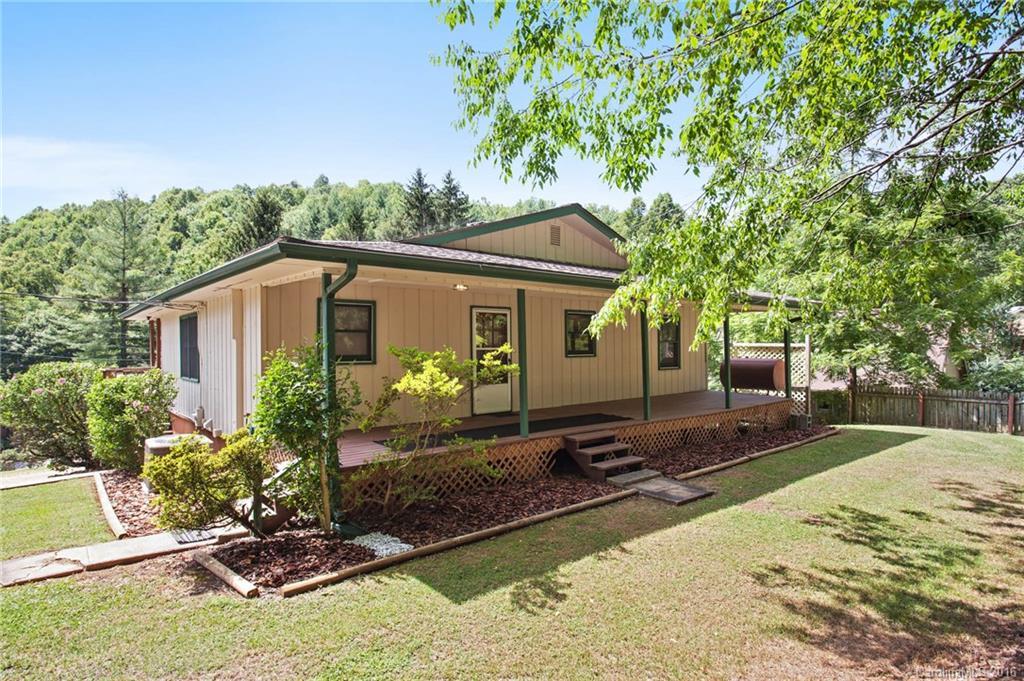 33 Go Way, Waynesville, NC 28785