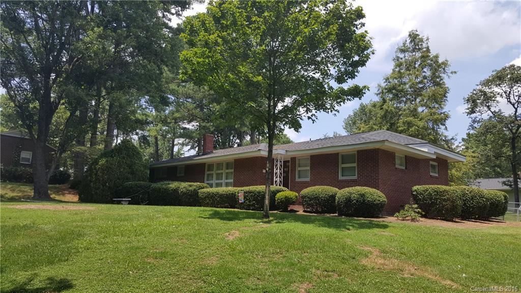 800 Springdale Ln., Gastonia, NC 28052