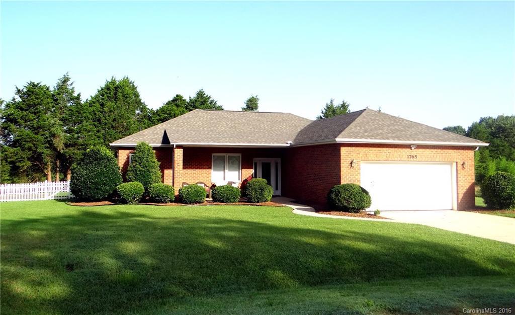 1765 Fieldbrook Ct., Newton, NC 28658
