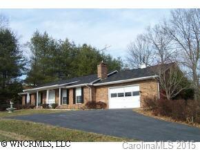 111 Chapman Drive, Hendersonville, NC 28792