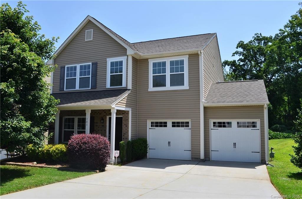 141 Collenton Ln., Mooresville, NC 28115