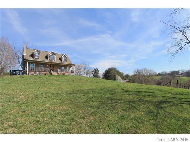 142 Ramsey Rd., Asheville, NC 28806