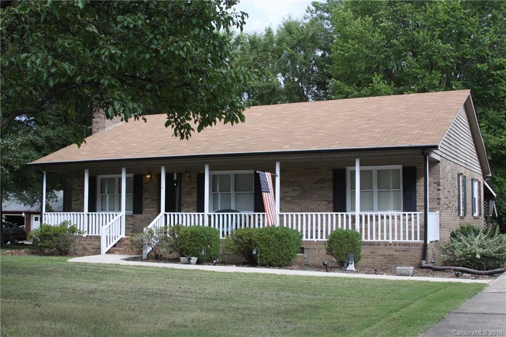 114 Autumn Ln., Harrisburg, NC 28075