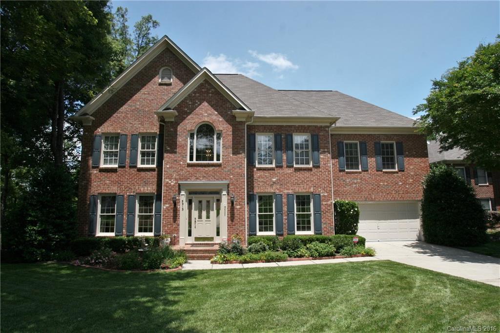 5913 Graburns Ford Dr., Charlotte, NC 28269