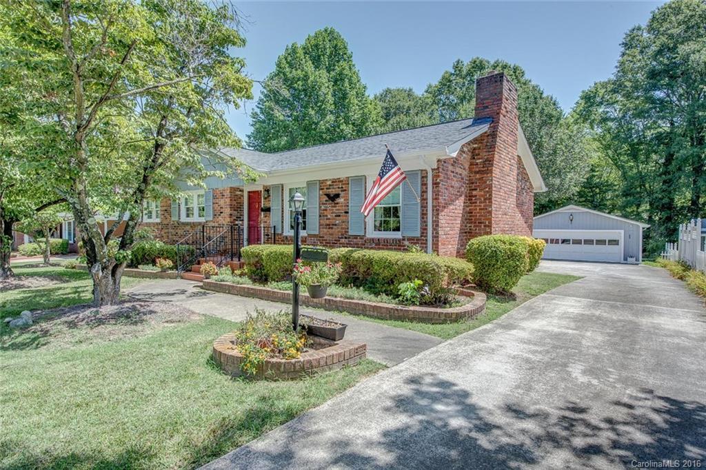 1944 Echo Ln. #17, Gastonia, NC 28052