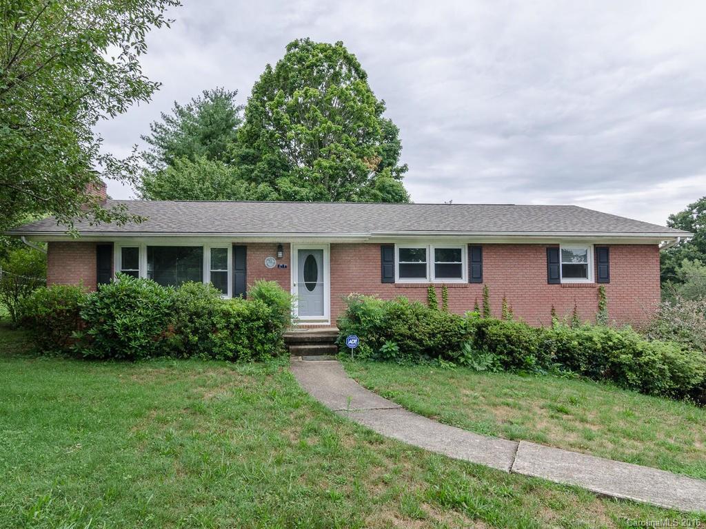 27 Nixon Ter., Asheville, NC 28805