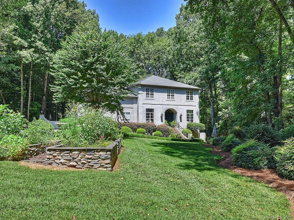 8102 Shannon Woods Ln., Matthews, NC 28104