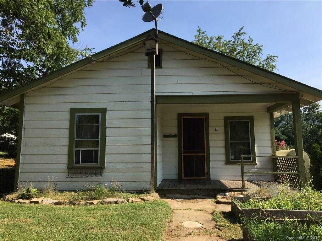 25 Valley Park Rd., Asheville, NC 28804
