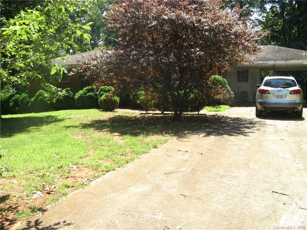 1230 Dogwood Ln., Salisbury, NC 28146