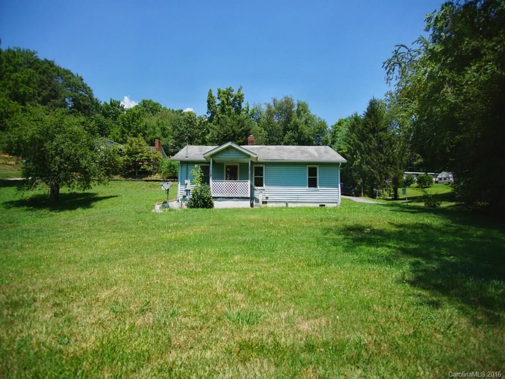 88 Oleander Dr., Waynesville, NC 28786