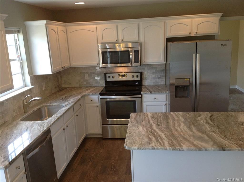 4658 Cedar Rock Dr., Charlotte, NC 28273