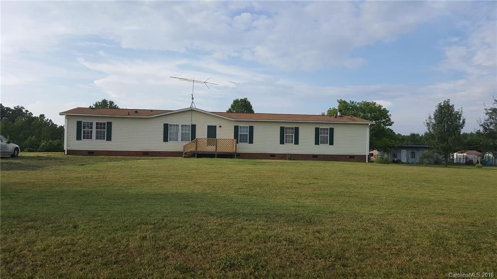 559 Massey Deal Rd., Statesville, NC 28625