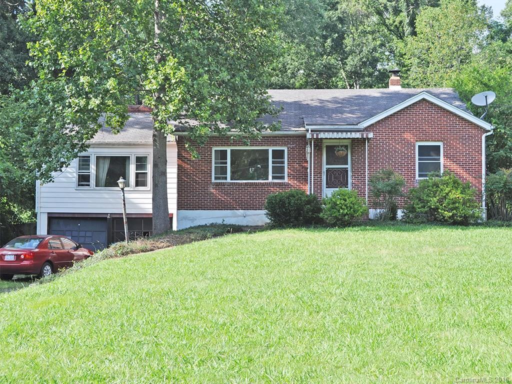 410 Monte Vista Rd., Candler, NC 28715