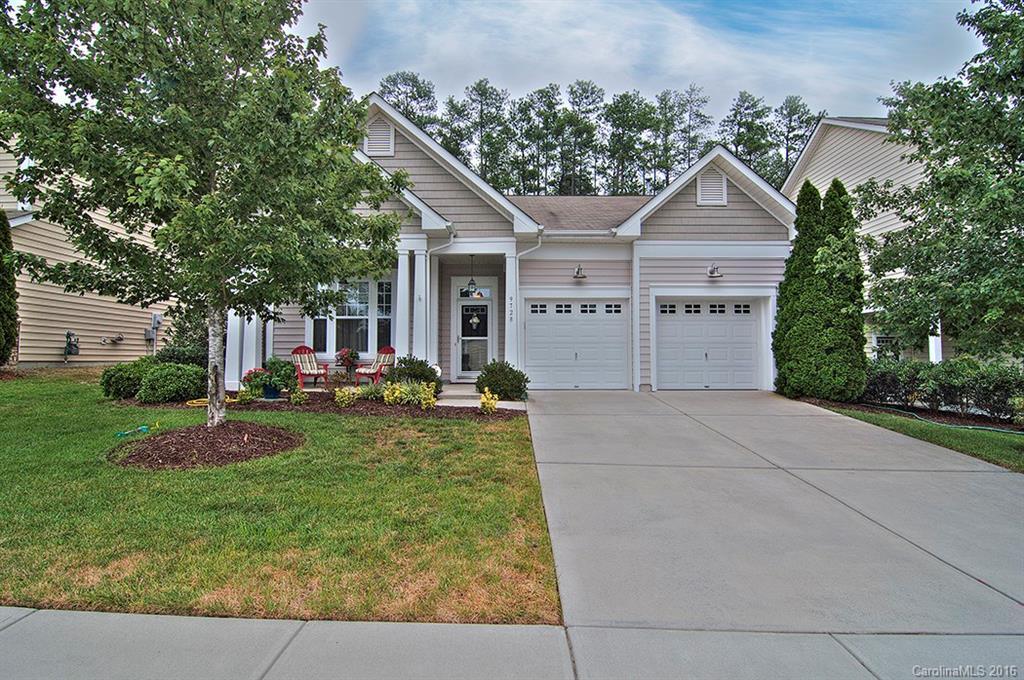 9728 Dominion Crest Dr., Charlotte, NC 28269