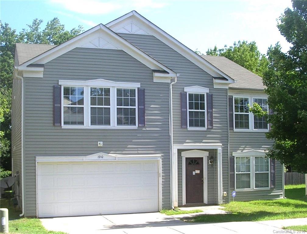1910 Treefrog Ct., Charlotte, NC 28262