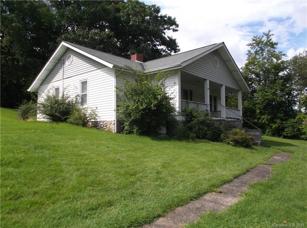 204 Green Valley Rd., Waynesville, NC 28786