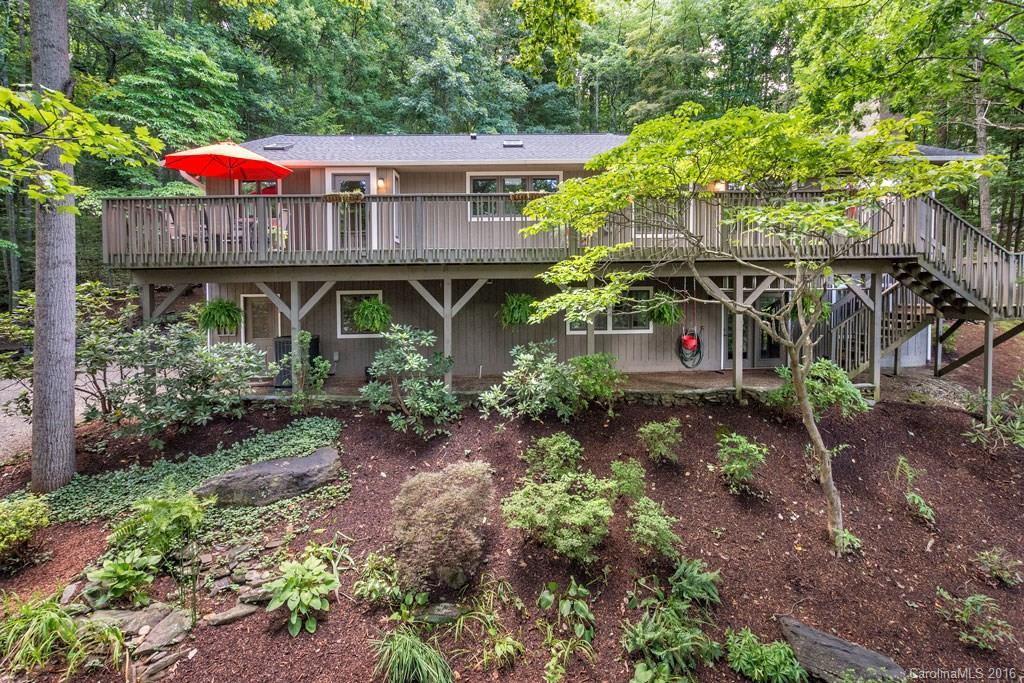 12 Beech Tree Ln., Asheville, NC 28804