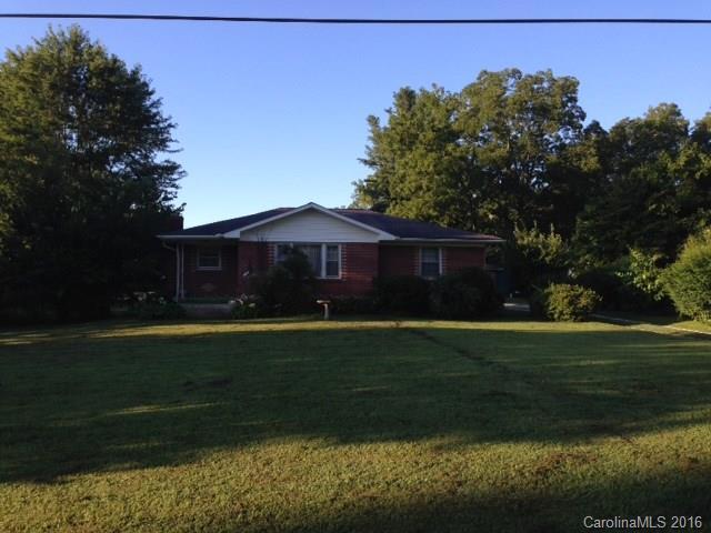 115 E Walker St., East Flat Rock, NC 28731