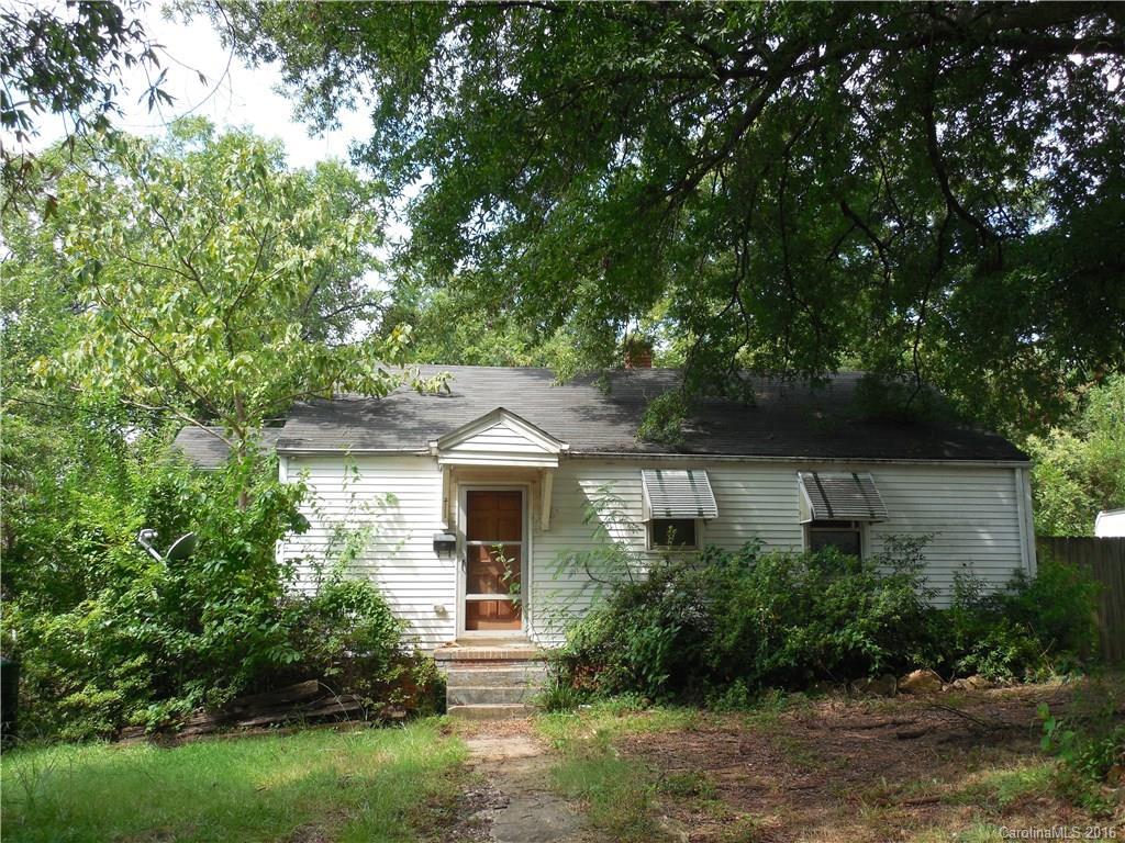 2111 Vanderbilt Rd., Charlotte, NC 28206