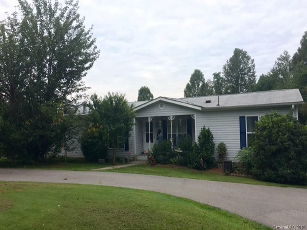 42 Spreading Oak Ln., Asheville, NC 28806