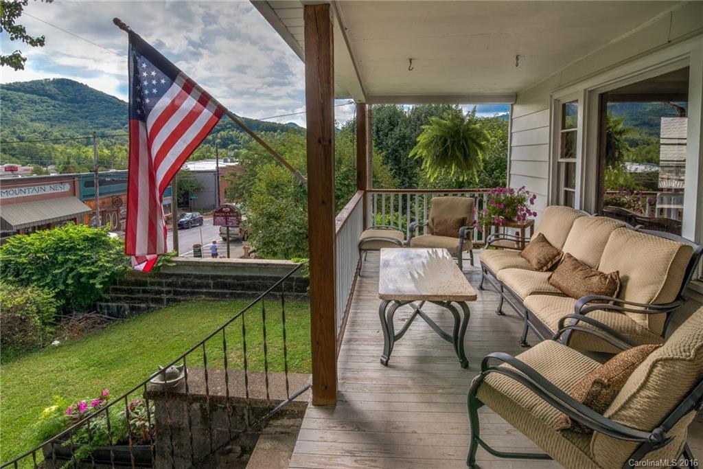 116 Cherry St., Black Mountain, NC 28711