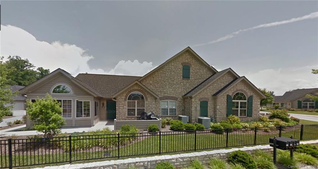 150 Summerfield Pl., Flat Rock, NC 28731