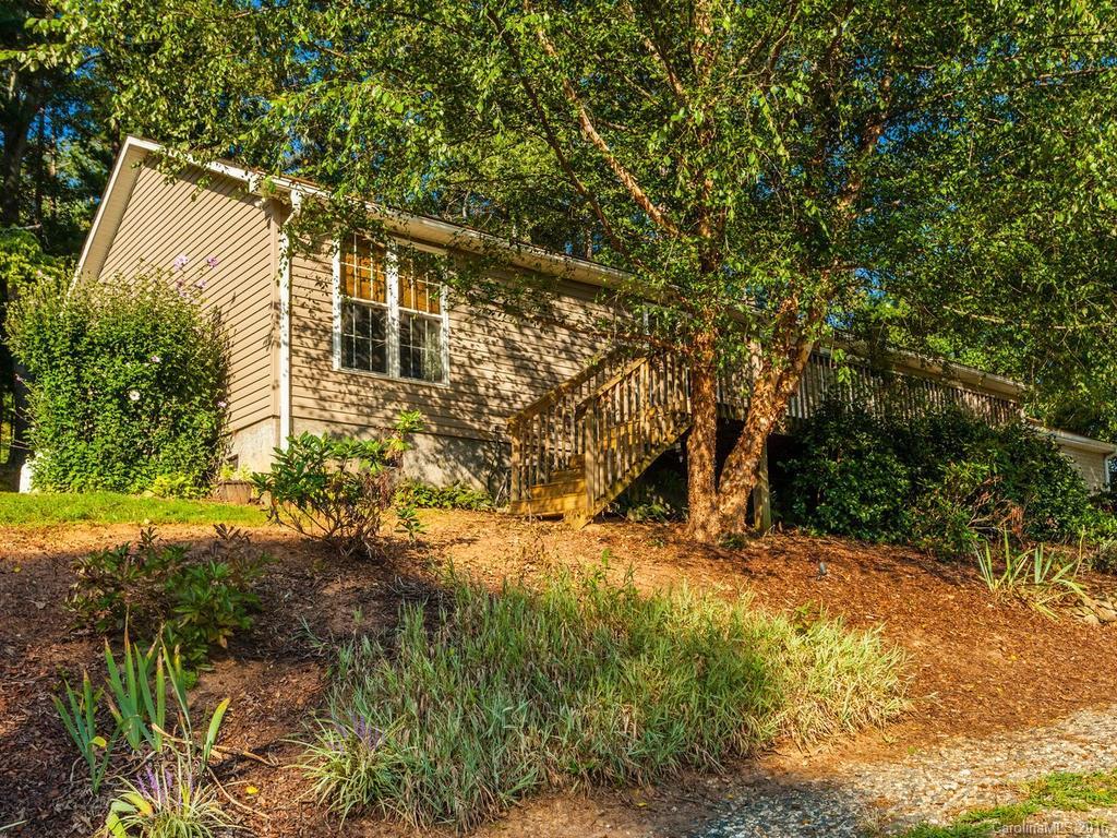 11 Bowman Dr., Asheville, NC 28806
