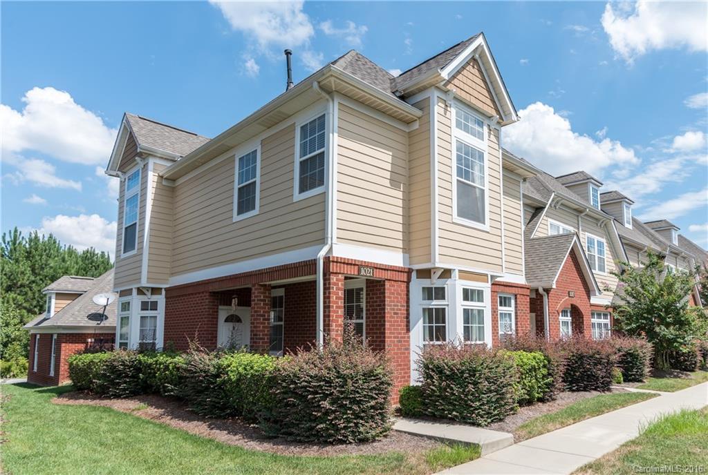 1021 Central Park Cir. #15, Davidson, NC 28036
