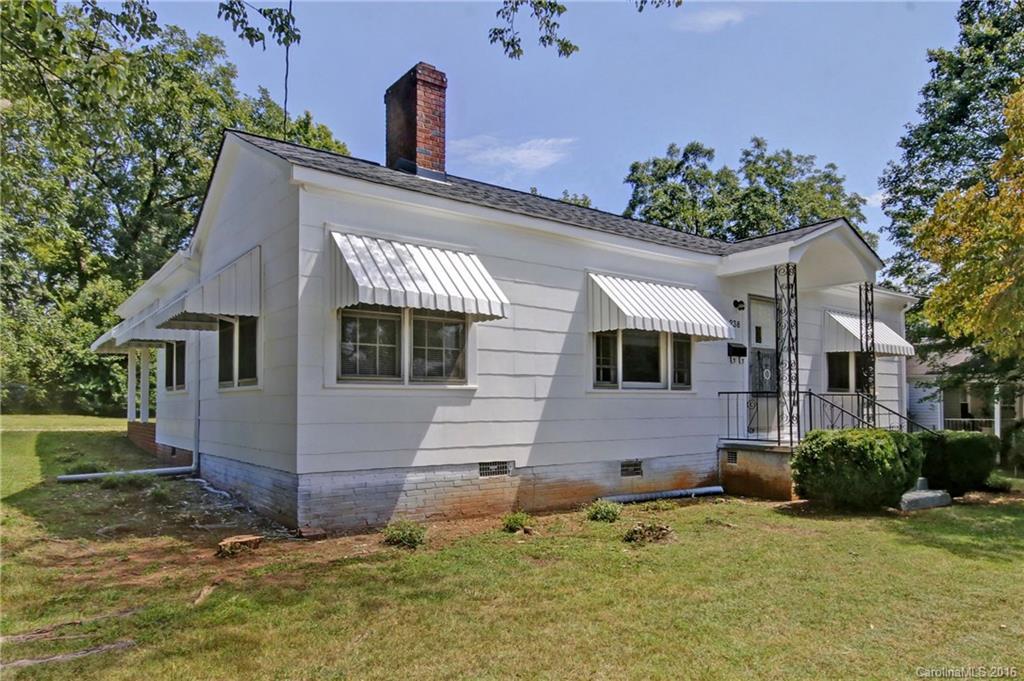238 E End Ave., Statesville, NC 28677