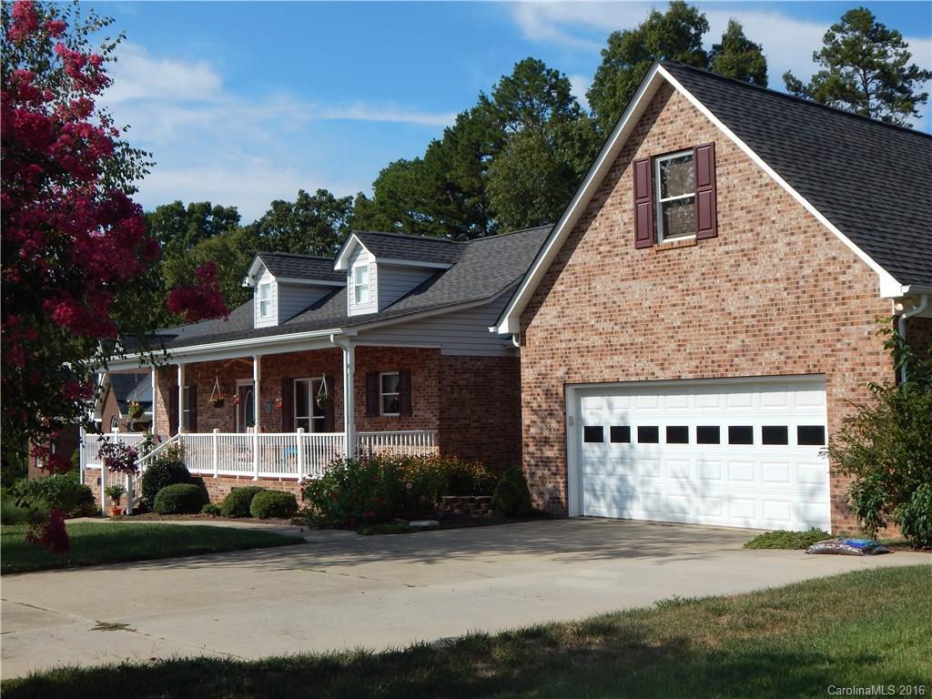 846 Old Farm Rd., Oakboro, NC 28129