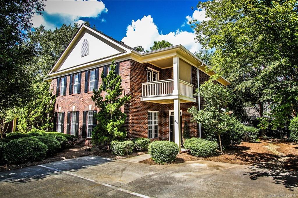 304 Armour St., Davidson, NC 28036