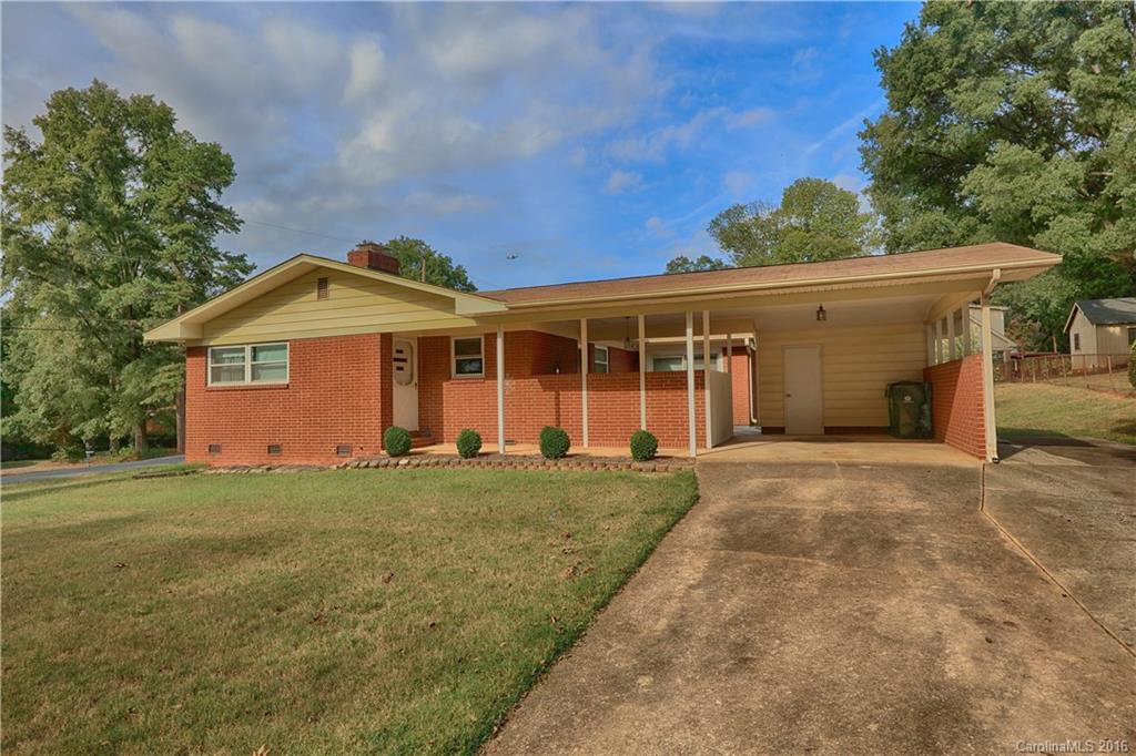 2926 Kanimbla Dr., Charlotte, NC 28214