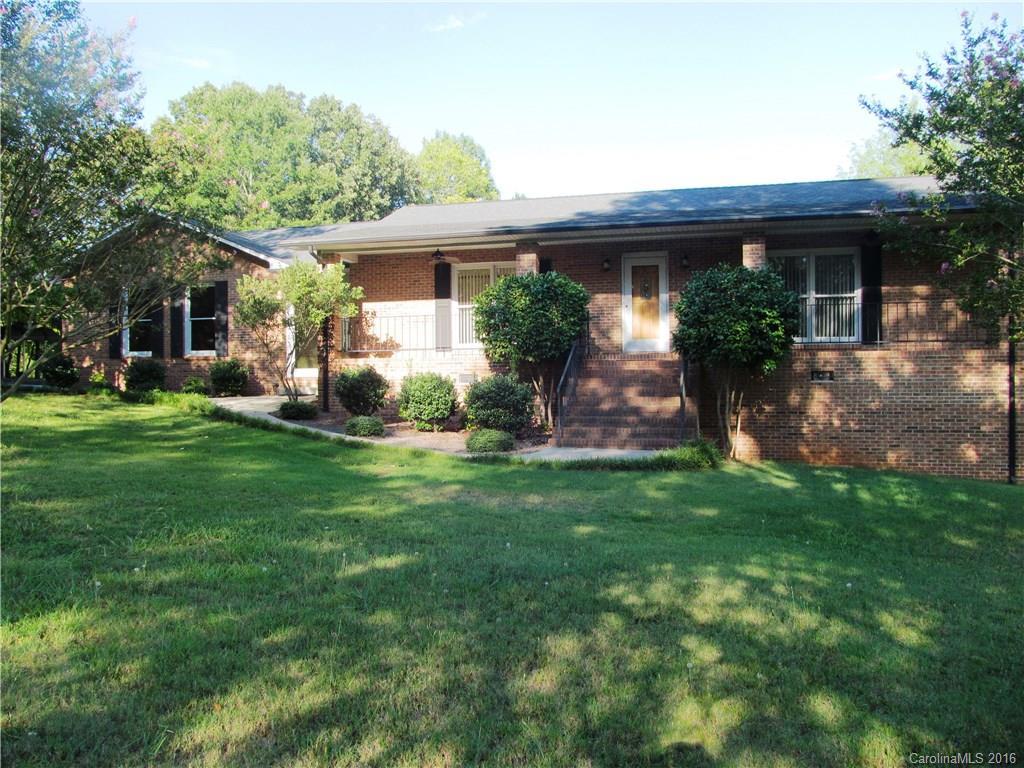 2067 Coddle Creek Hwy., Mooresville, NC 28115