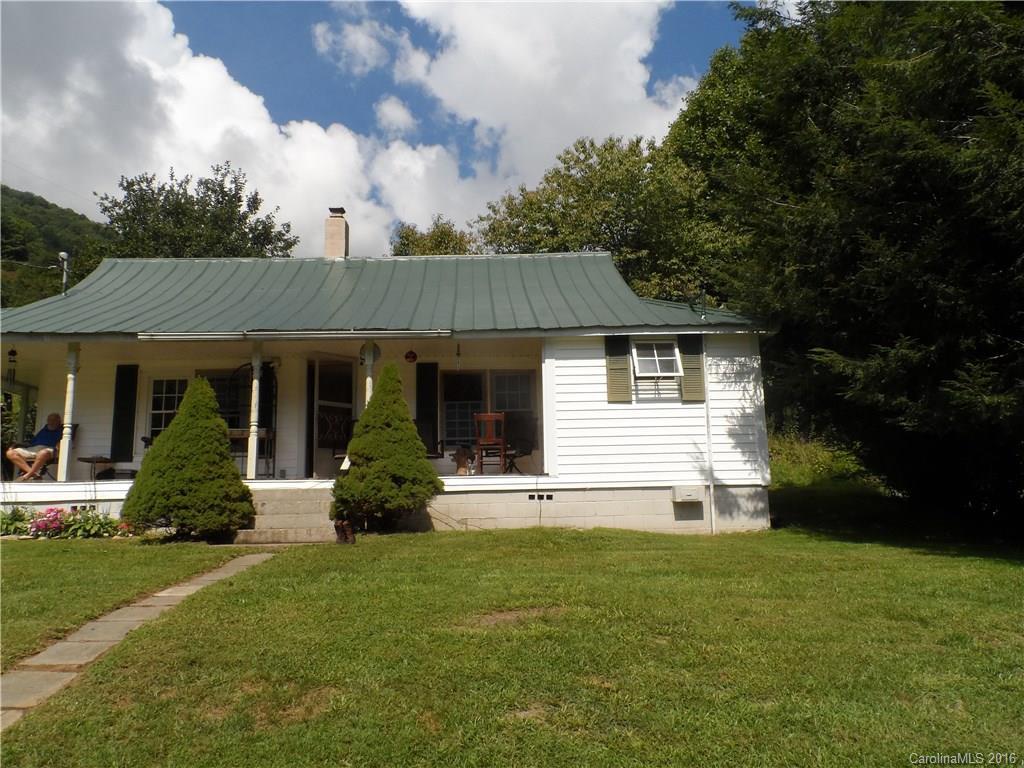 371 Jim Creek Rd., Burnsville, NC 28714