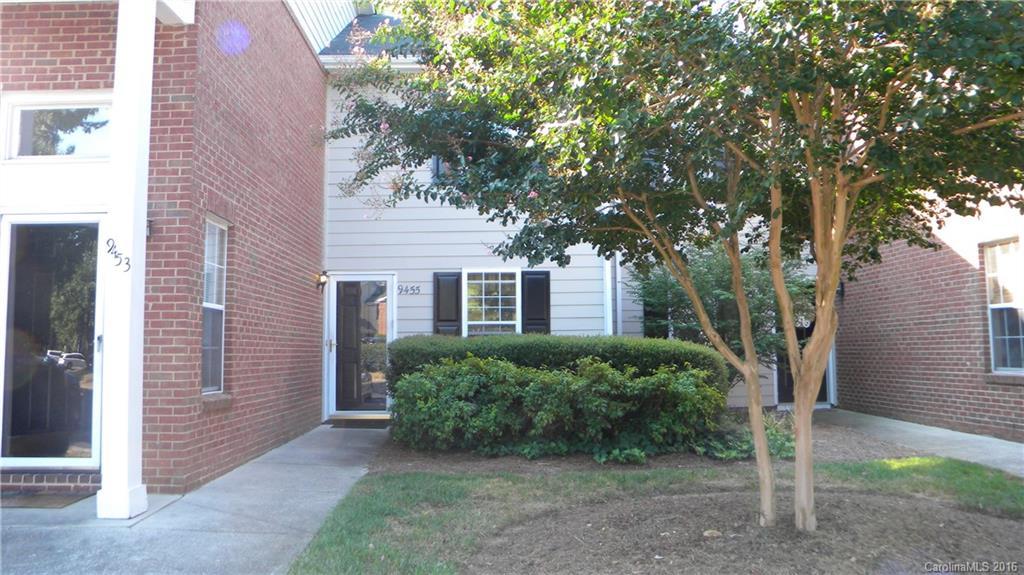 9455 Vicksburg Park Ct., Charlotte, NC 28210
