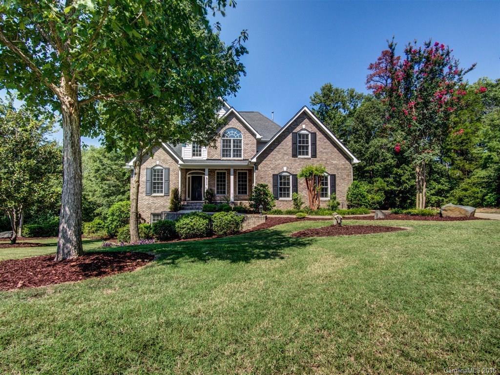 3003 Phillips Fairway Dr., Charlotte, NC 28216