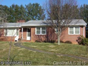 29 Willowbrook Road, Asheville, NC 28805