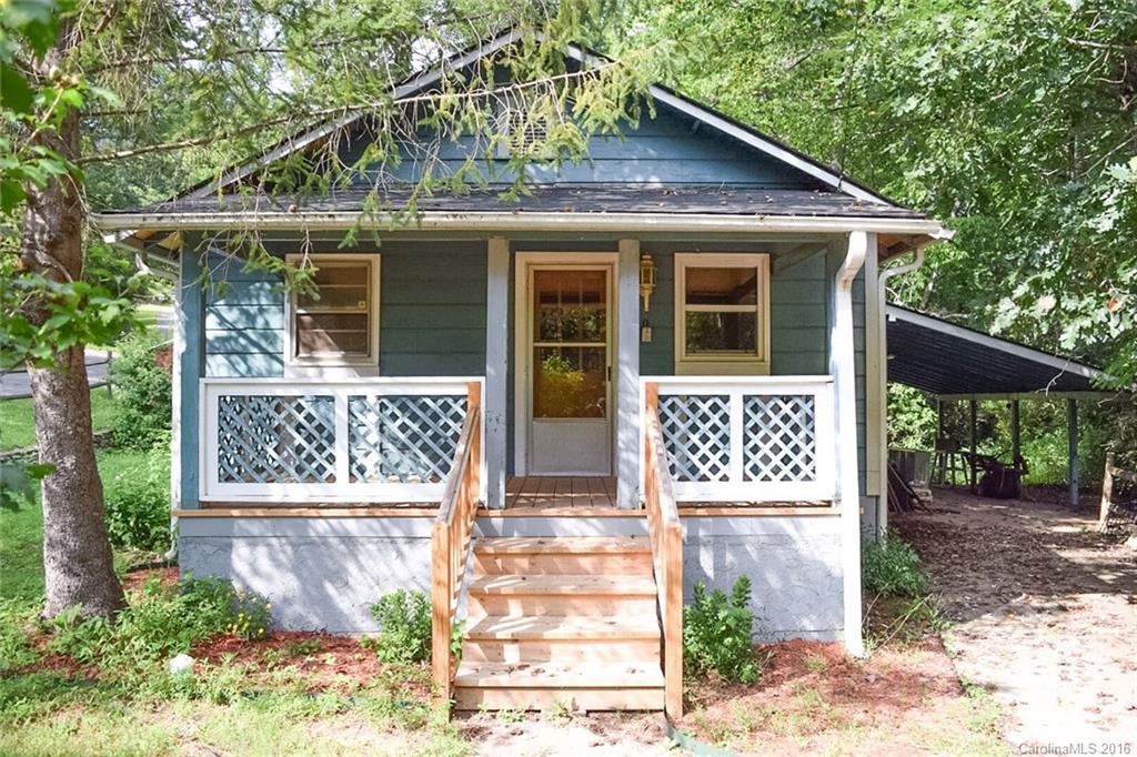 32 Dunsmore Ave., Black Mountain, NC 28711