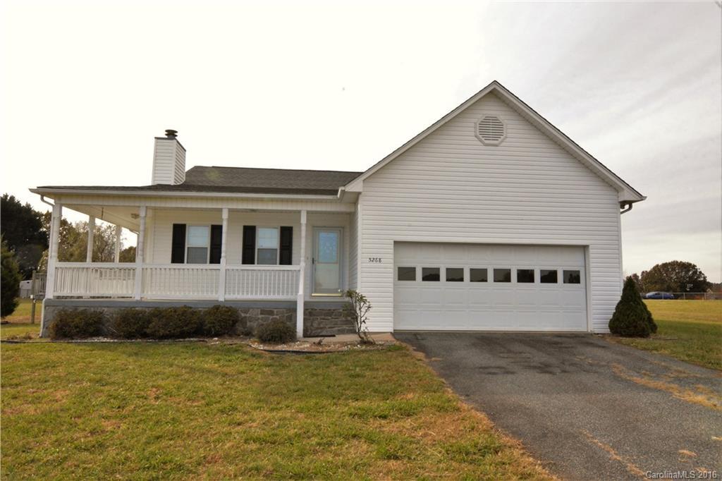 5268 Old Mountain Rd., Stony Point, NC 28678