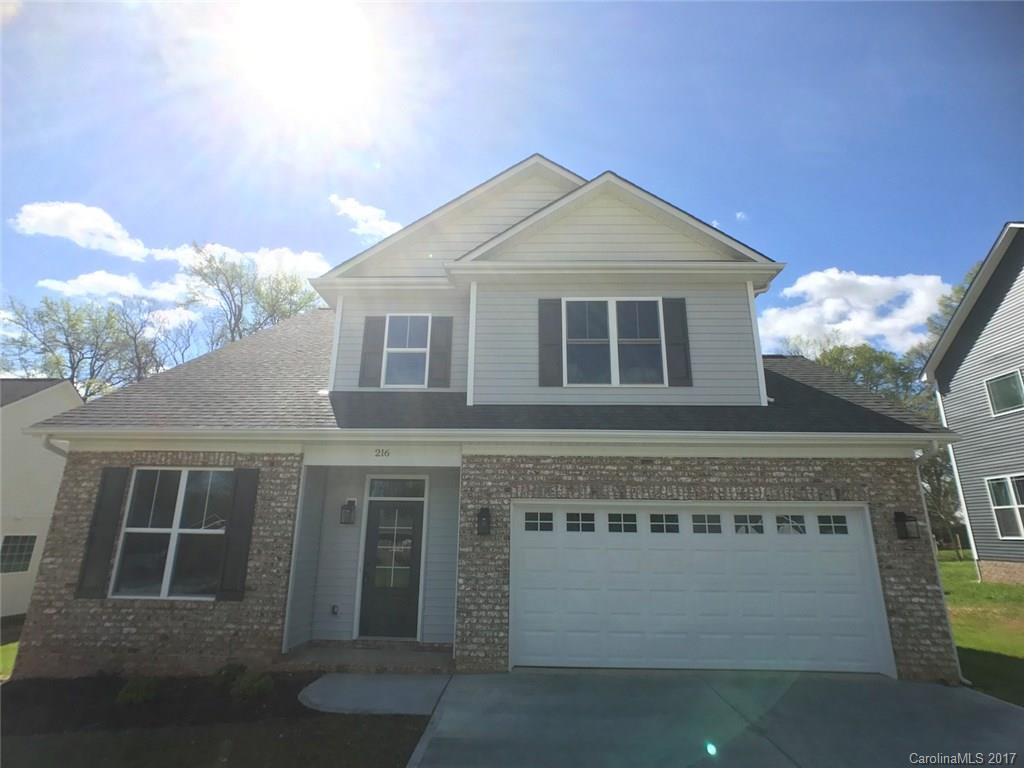216 Ridge Dr., Harrisburg, NC 28075