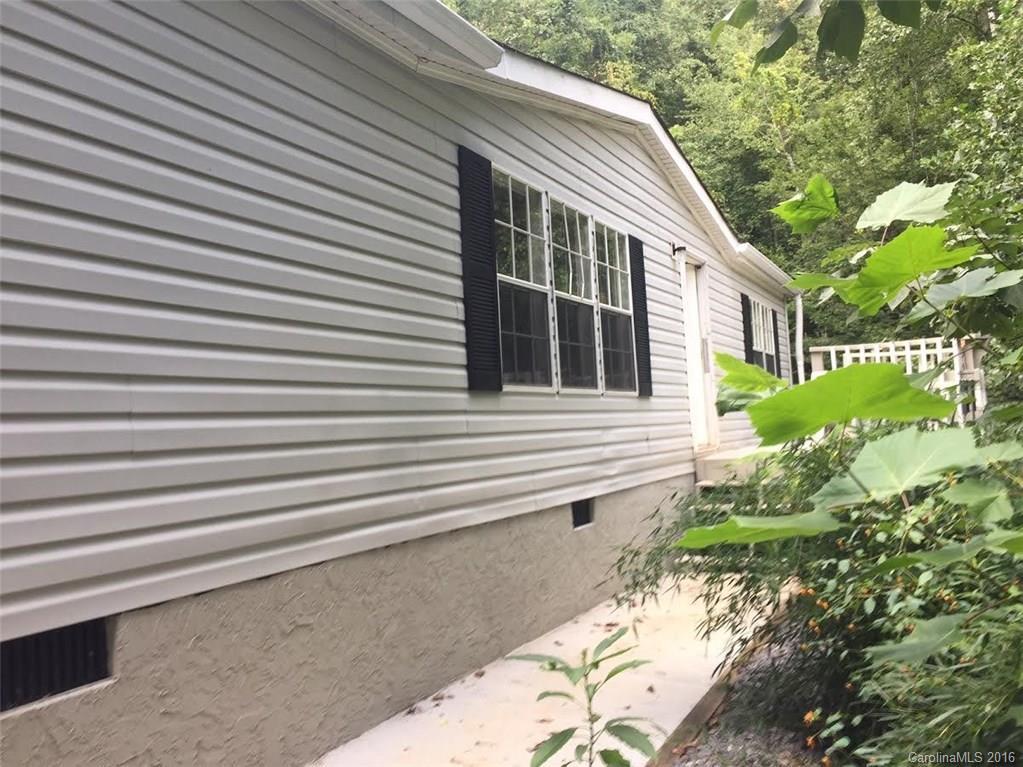 131 Crystal June Ln., Asheville, NC 28803