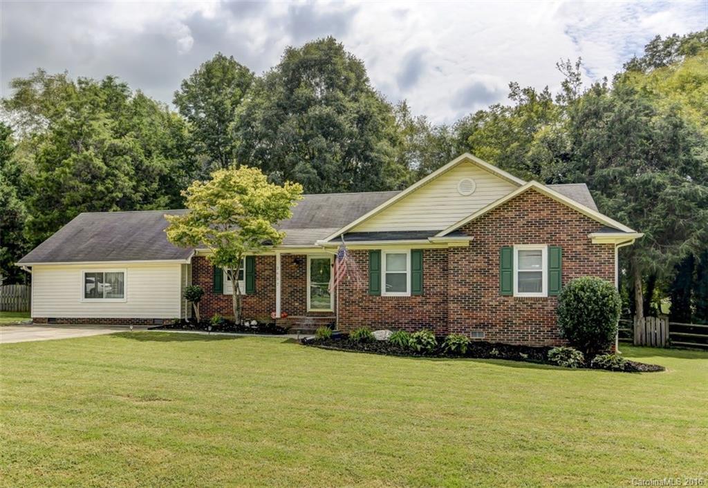 2657 Saddlewood Cir., Concord, NC 28027