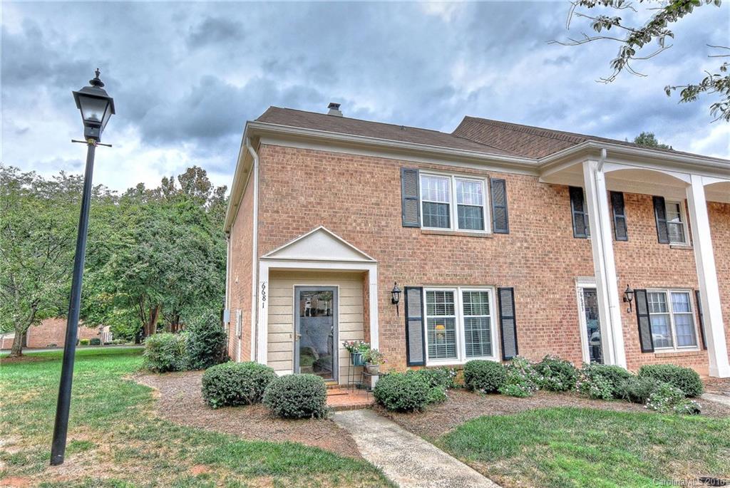 6681 Bunker Hill Cir., Charlotte, NC 28210